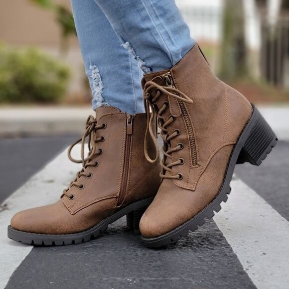Shoes - Women's Tan Combat Ankle Lace Up Heeled Ankle Boots